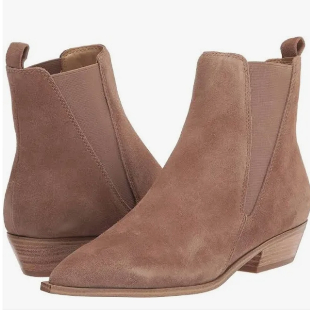 Nine west booty